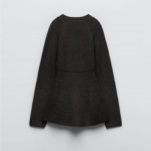 Zara fitted waist knit cardigan - Khaite style - Picture 4 of 12